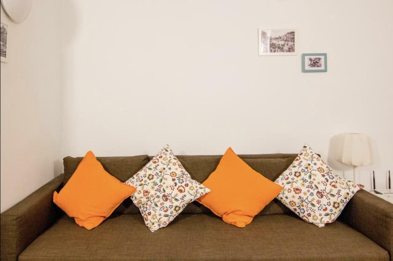 Station. Free Wifi & Terrace Appartement *